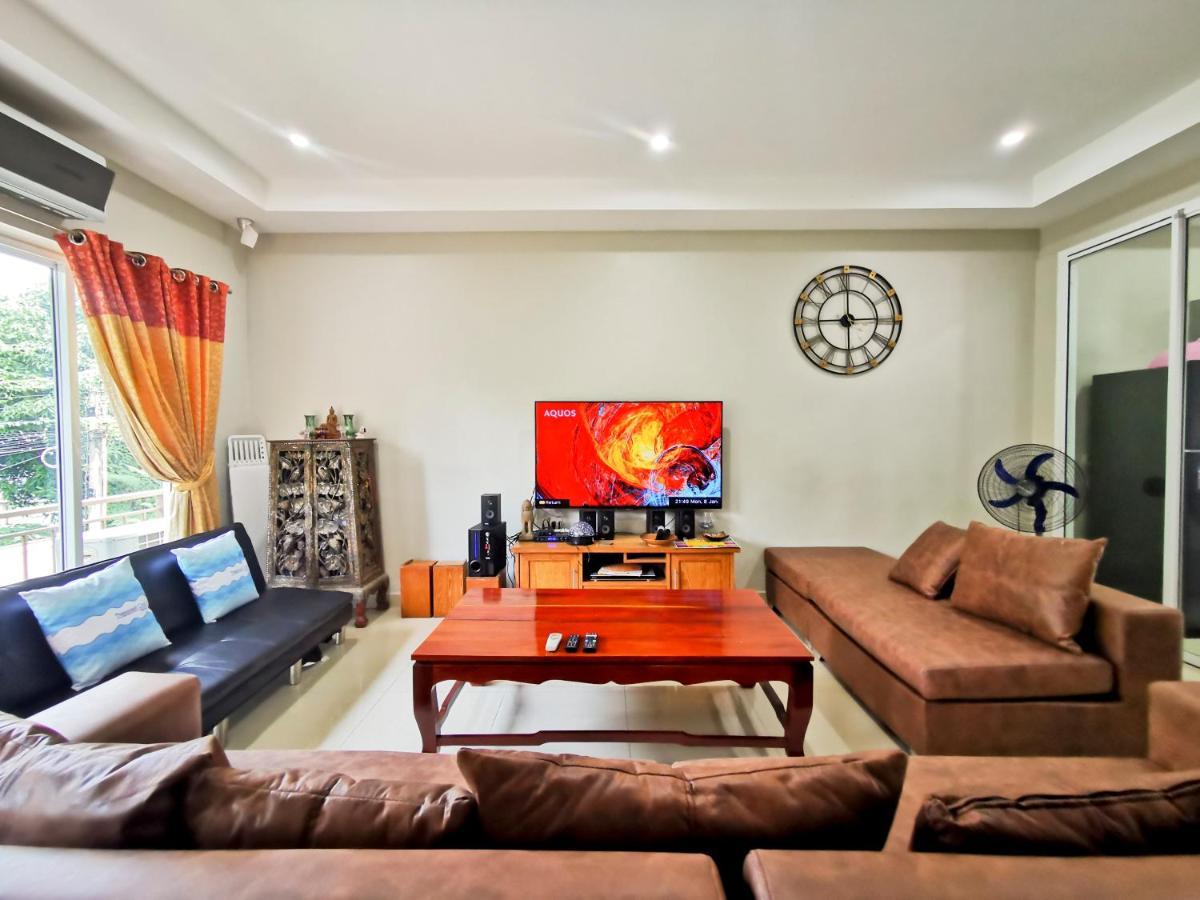 Villa Thepprasit Cosy Jomtien Beach Esterno foto