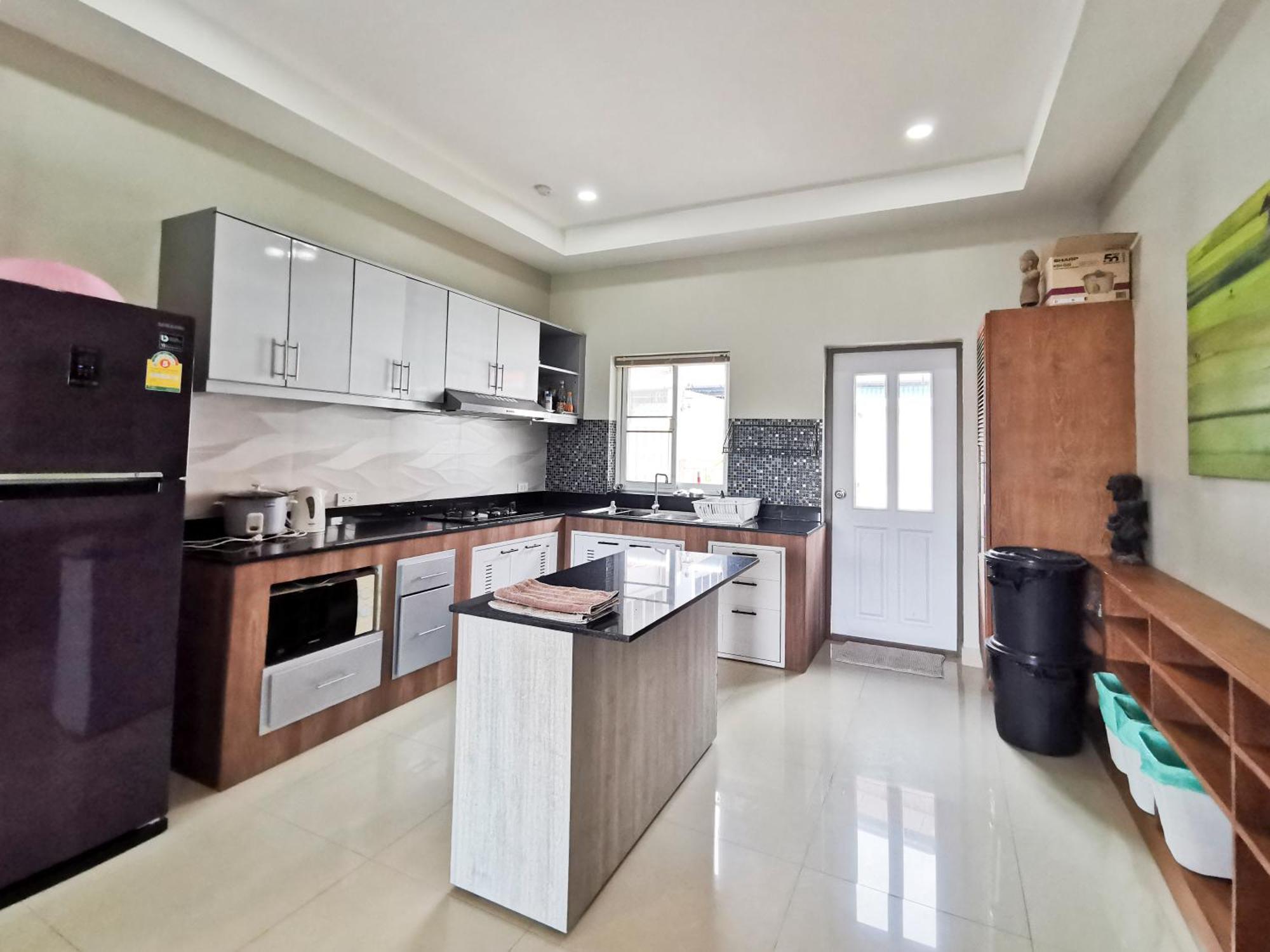 Villa Thepprasit Cosy Jomtien Beach Esterno foto