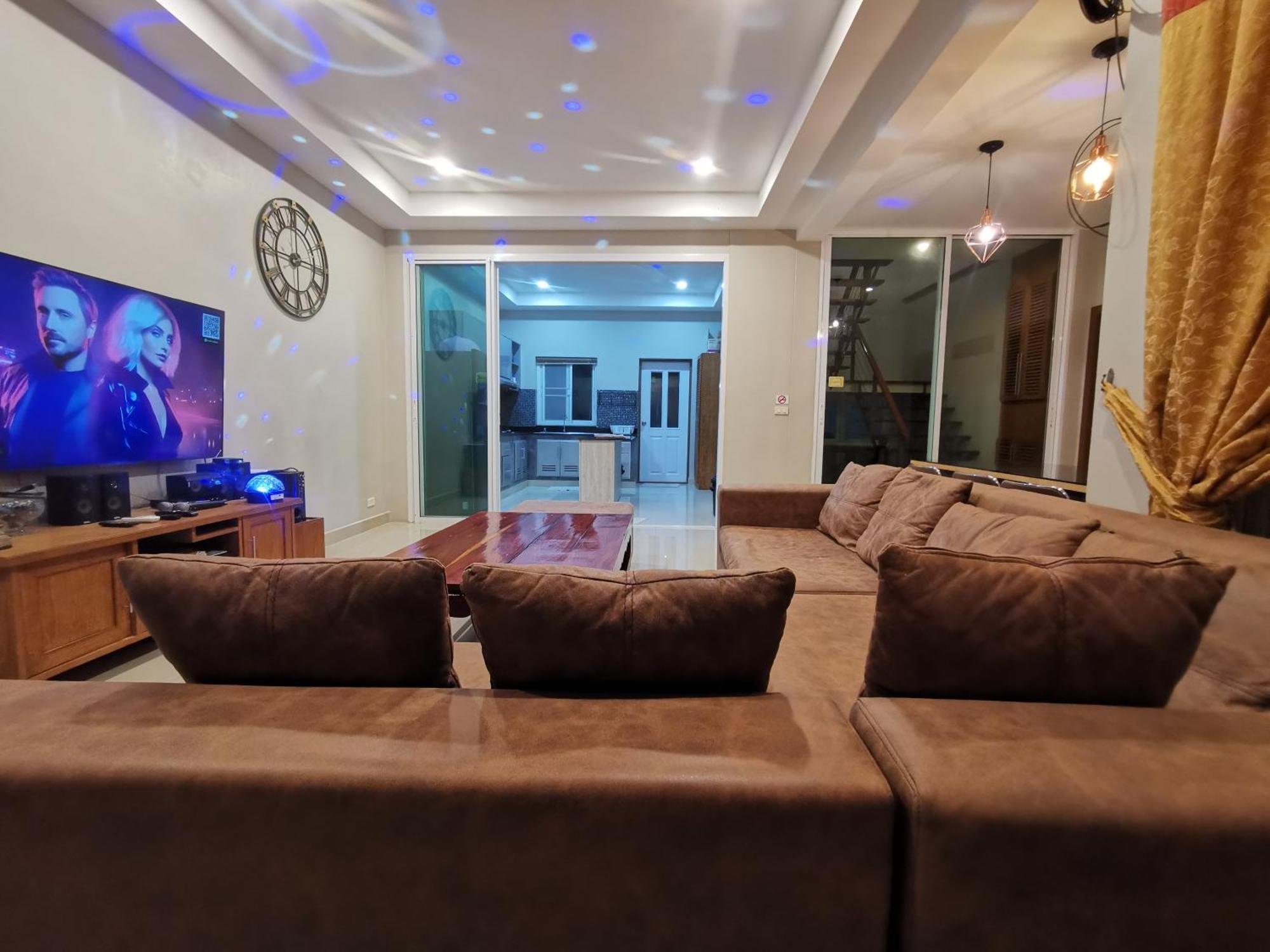 Villa Thepprasit Cosy Jomtien Beach Esterno foto