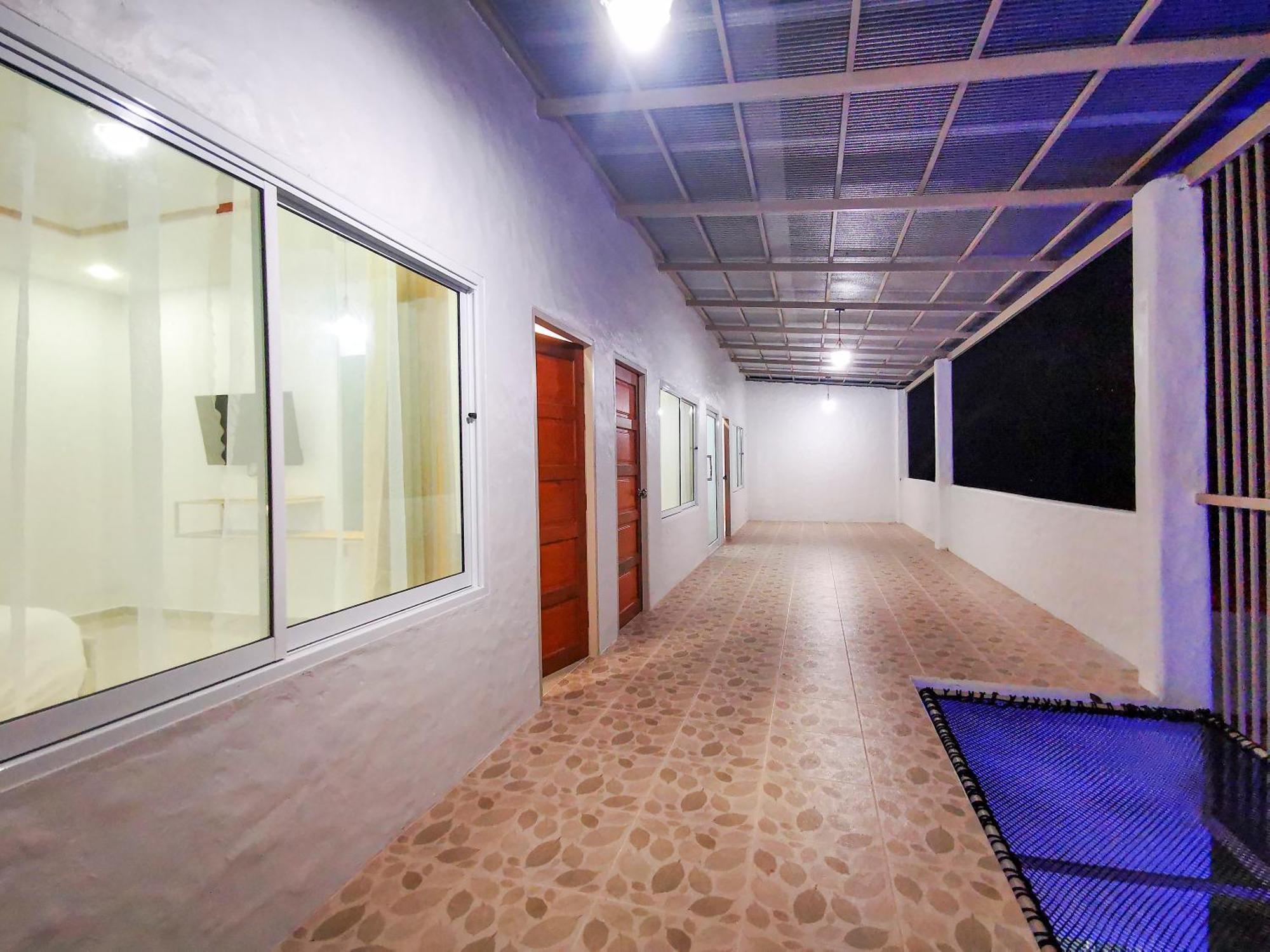 Villa Thepprasit Cosy Jomtien Beach Esterno foto