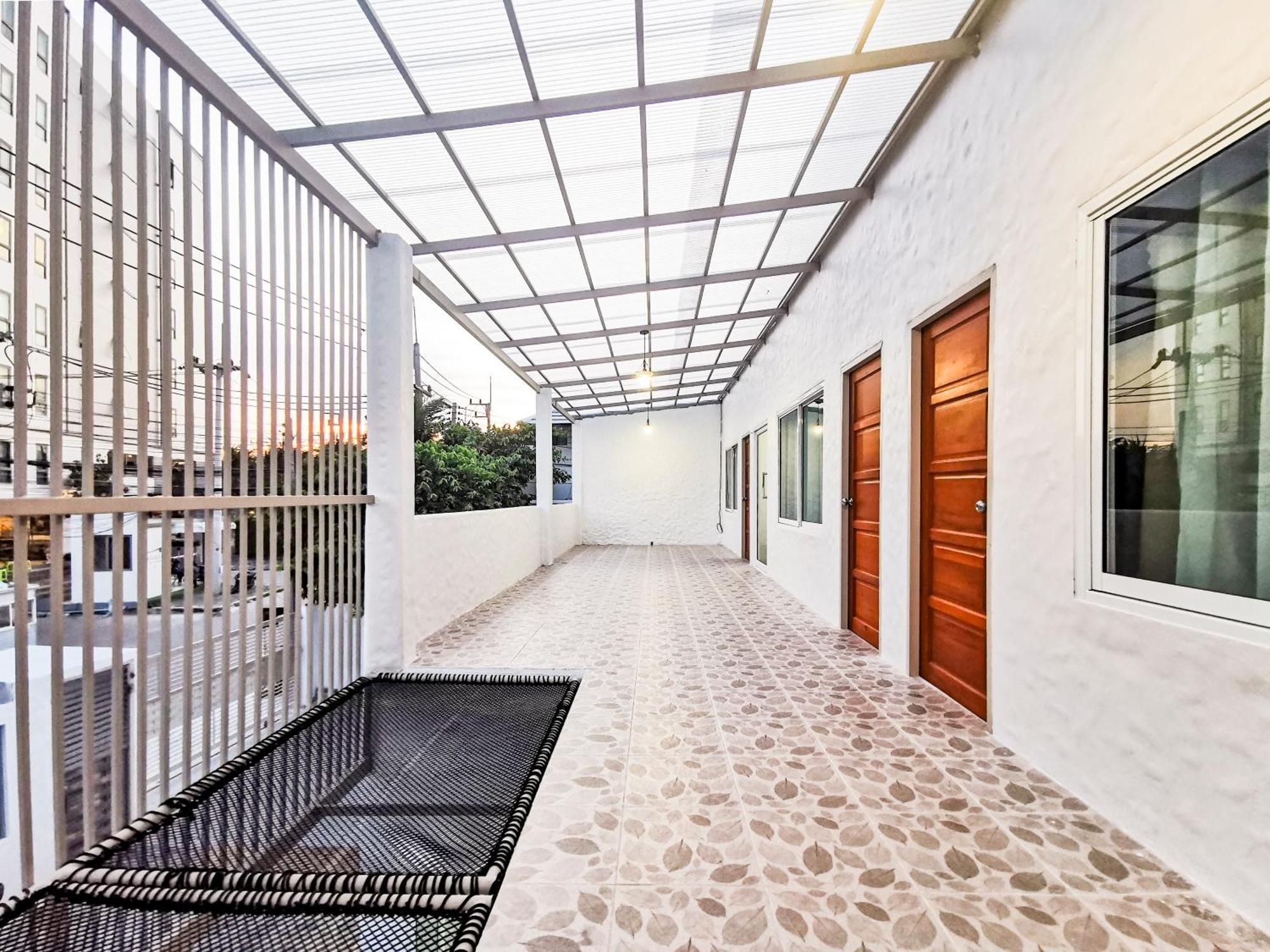 Villa Thepprasit Cosy Jomtien Beach Esterno foto
