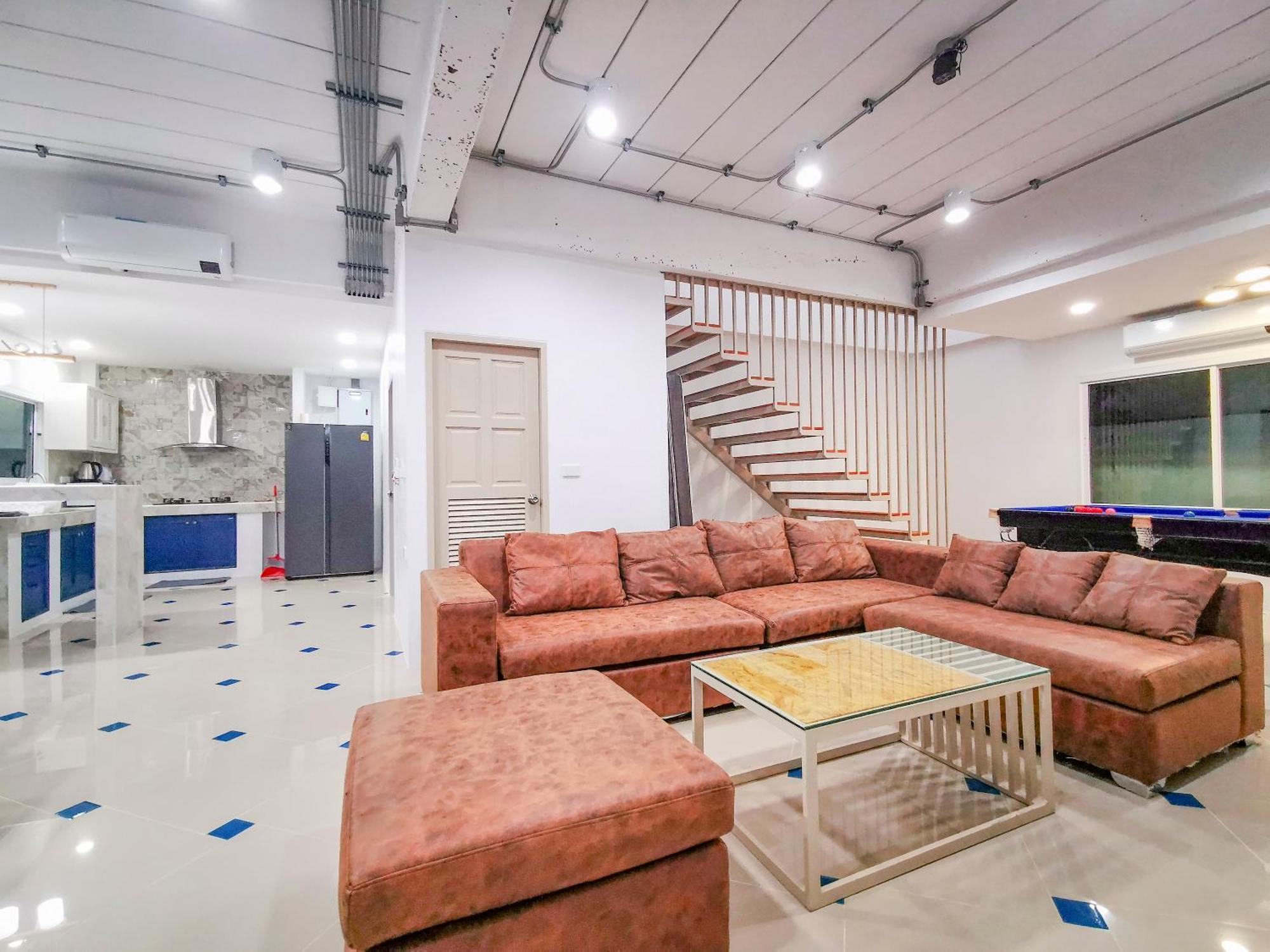 Villa Thepprasit Cosy Jomtien Beach Esterno foto