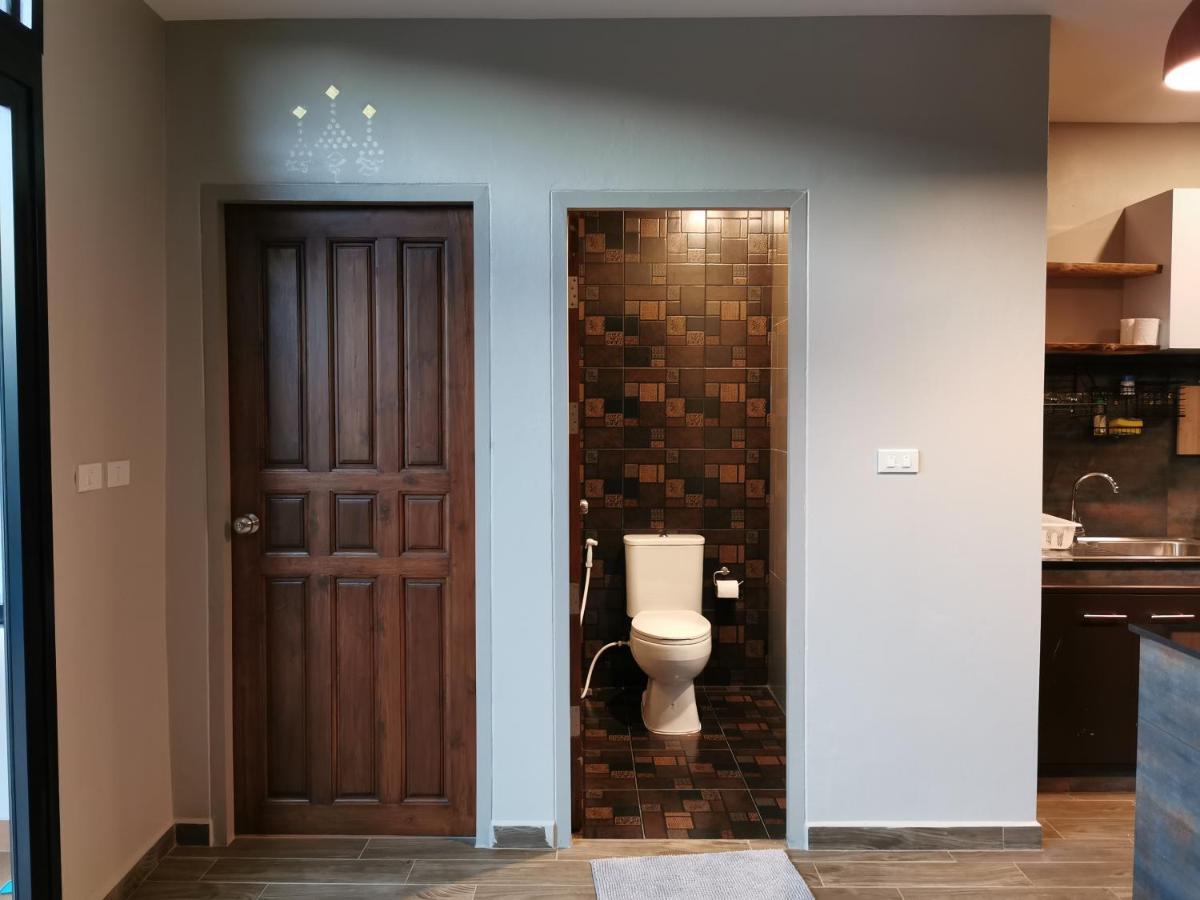 Villa Thepprasit Cosy Jomtien Beach Esterno foto